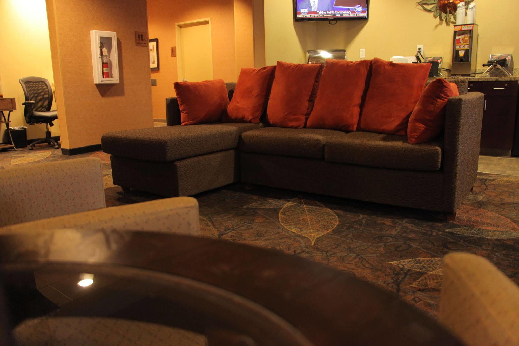 Little Missouri Inn & Suites Watford City Eksteriør billede